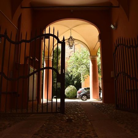 Ferienwohnung Il Nome Della Rosa Bologna Exterior foto