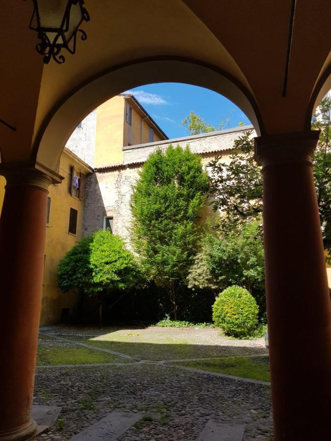 Ferienwohnung Il Nome Della Rosa Bologna Exterior foto