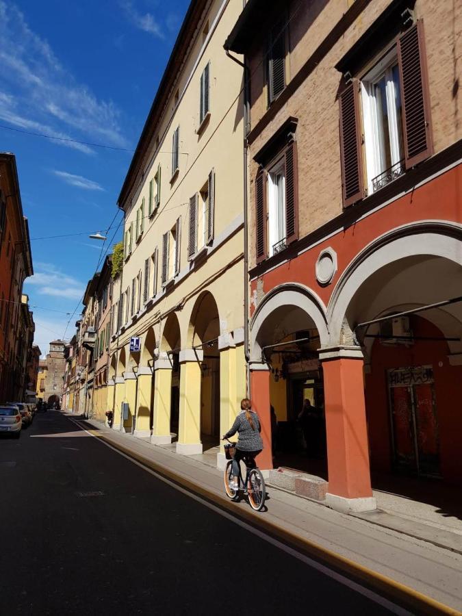 Ferienwohnung Il Nome Della Rosa Bologna Exterior foto